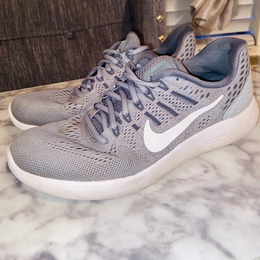 Run Easy-Nike running shoes